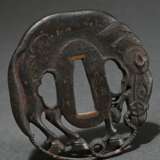 Eisen Tsuba in unregelmäßig runder Form mit Schatt… - Foto 1