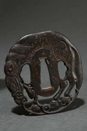 Iron tsuba in an irregular round shape with silhou… - photo 2 Iron tsuba in an irregular round shape with silhou… - photo 2