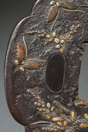 Iron tsuba in mokko form with shibuichi and gold i… - photo 3 Iron tsuba in mokko form with shibuichi and gold i… - photo 3
