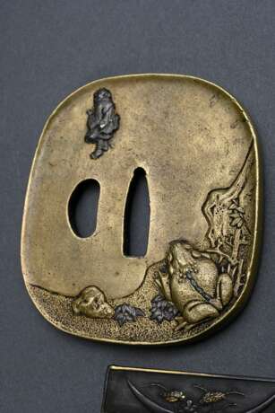 3 Various Japanese sword fittings: Iron tsuba in m… - photo 3 3 Various Japanese sword fittings: Iron tsuba in m… - photo 3