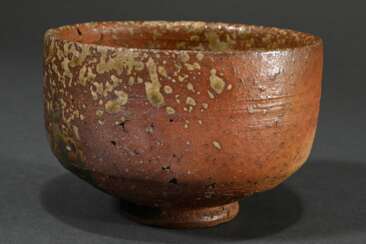 Tea bowl ‘Chawan’, rough brown stoneware shards wi…