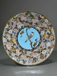 Fine Japanese cloisonné plate with detailed decora…