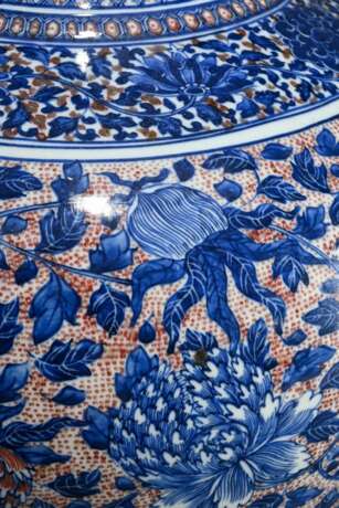 Chinese porcelain floor vase in baluster shape wit… - photo 3