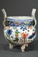 Three-legged porcelain incense burner in Li form w…