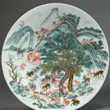 Large Chinese porcelain plate with Famille Verte d… - photo 1