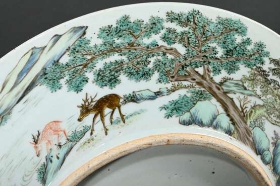 Large Chinese porcelain plate with Famille Verte d… - photo 4 Large Chinese porcelain plate with Famille Verte d… - photo 4
