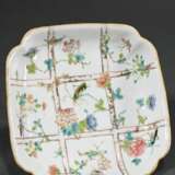 Chinese porcelain footed bowl in square shape with… - photo 2