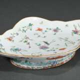 Chinese porcelain footed bowl in rhombic shape wit… - photo 1