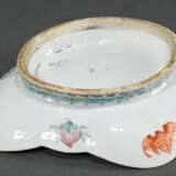 Chinese porcelain footed bowl in rhombic shape wit… - photo 4