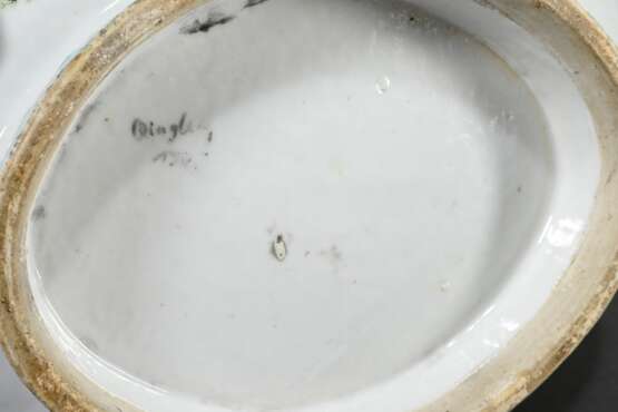 Chinese porcelain footed bowl in rhombic shape wit… - photo 5