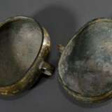 2 museum-quality bronze eartrays in the Han style … - photo 4