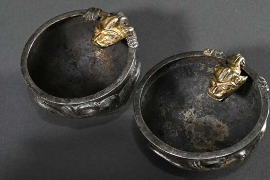 2 Fine cups in Tang style with sculpted mythical c… - photo 5 2 Fine cups in Tang style with sculpted mythical c… - photo 5