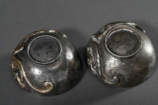 2 Fine cups in Tang style with sculpted mythical c… - photo 6 2 Fine cups in Tang style with sculpted mythical c… - photo 6
