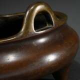 Bronze incense burner in a pressed bulbous shape o… - photo 3