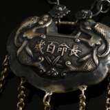 Chinese amulet necklace with double-walled pendant… - photo 3