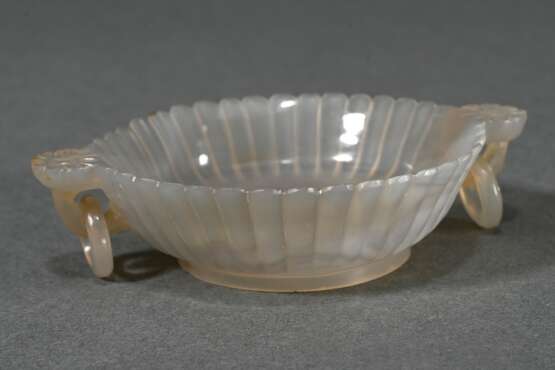 Delicate flower-shaped jade bowl or brush washer i… - photo 2 Delicate flower-shaped jade bowl or brush washer i… - photo 2