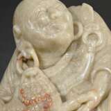 Soapstone figure ‘Seated Luohan in kasaya with you… - photo 2