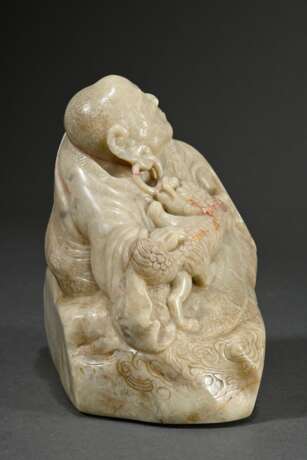 Soapstone figure ‘Seated Luohan in kasaya with you… - photo 3 Soapstone figure ‘Seated Luohan in kasaya with you… - photo 3