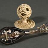 2 Various items: Ivory counterfeit ball on base (h… - photo 1