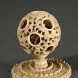 2 Various items: Ivory counterfeit ball on base (h… - photo 6