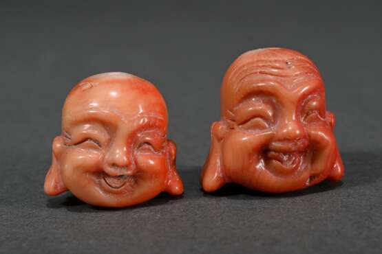 9 Various Chinese carvings: 6 fruit pits ‘Erotic M… - фото 6 9 Various Chinese carvings: 6 fruit pits ‘Erotic M… - фото 6