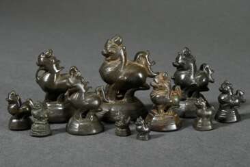 11 zoomorphic opium weights in the shape of a toe …