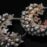 2 Pairs of various Indian earrings: pair of hoop e… - photo 2