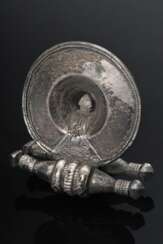 Indian earring consisting of two funnel-shaped dis…