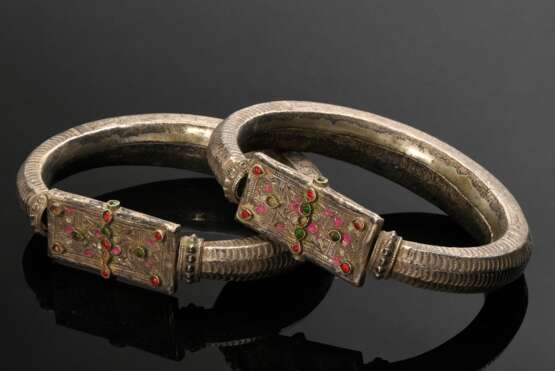 2 Various Indian foot bracelets with geometric veg… - photo 1 2 Various Indian foot bracelets with geometric veg… - photo 1