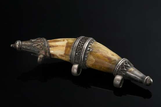 Amulet made from leopard fangs to ward off evil, w… - фото 2 Amulet made from leopard fangs to ward off evil, w… - фото 2