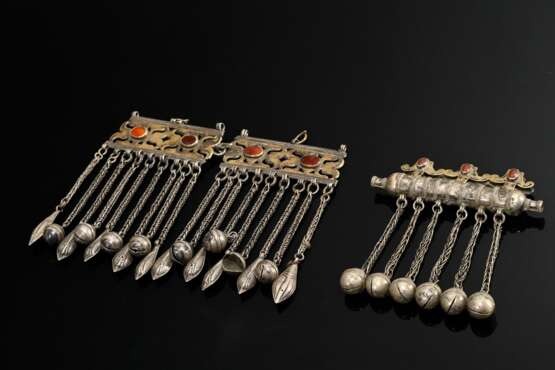 3 Various pieces of Tekke Turkmen jewellery: ‘Bazb… - photo 2