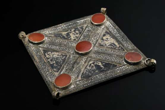 Ersari Turkmen ‘Gönschuk’ breast ornament made of … - photo 1 Ersari Turkmen ‘Gönschuk’ breast ornament made of … - photo 1