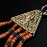 Yemeni ‘Lazam’ necklace consisting of a central sq… - фото 3