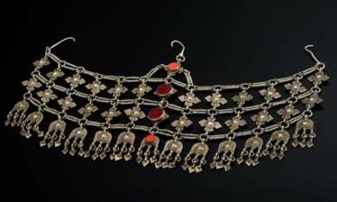 Yemeni facial ornament consisting of 3 horizontal …