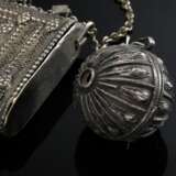 3 Various Yemeni amulet pendants: 2 ‘Hirz’ with wi… - фото 4