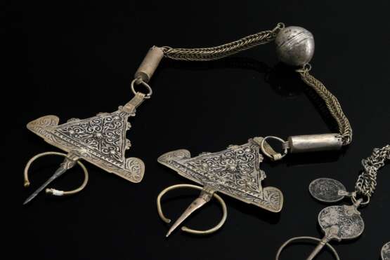 2 Diverse marokkanische Fibelketten: 1x mit zentra… - Foto 3 2 Diverse marokkanische Fibelketten: 1x mit zentra… - Foto 3