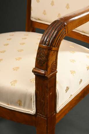 French armchair with sculpted cornucopia armrests,… - photo 2
