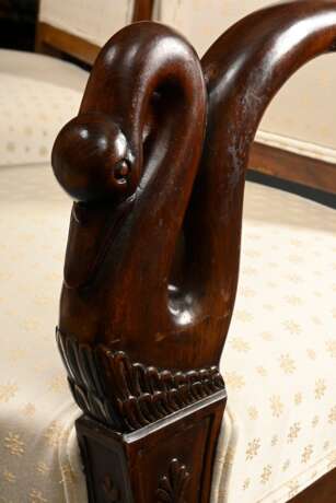 Pair of French armchairs with sculpted swan armres… - фото 5