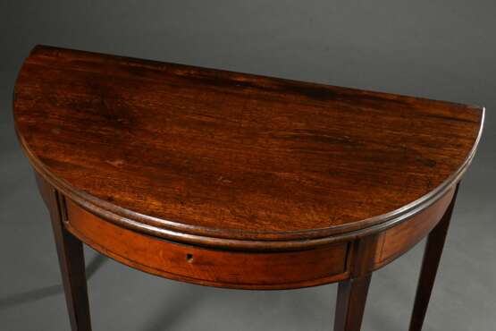 Mahogany demilune folding table on pointed legs wi… - фото 2 Mahogany demilune folding table on pointed legs wi… - фото 2