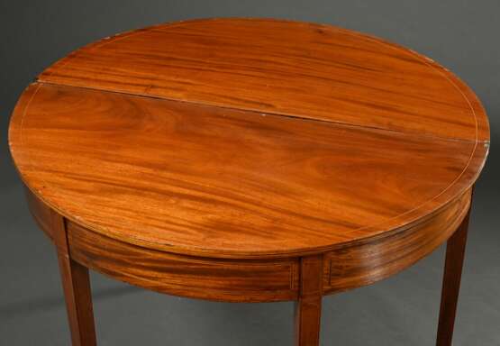 Demilune console table on fluted pointed legs with… - photo 4