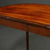 Demilune console table on fluted pointed legs with… - photo 5