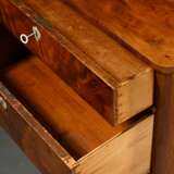 Small late Biedermeier children's chest of drawers… - photo 3