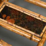 Colonial Beistelltisch mit Bambus Gestell, Lack Pl… - Foto 3