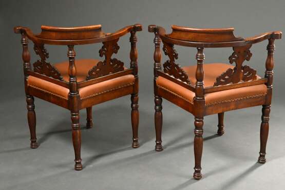 2 Historismus Ecksessel mit vollrund geschnitzten … - Foto 6