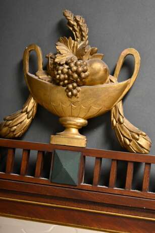 Klassizistischer Spiegel in gerader Façon mit Gitt… - Foto 3 Klassizistischer Spiegel in gerader Façon mit Gitt… - Foto 3