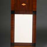 Biedermeier console mirror with pointed gable, mah… - фото 1
