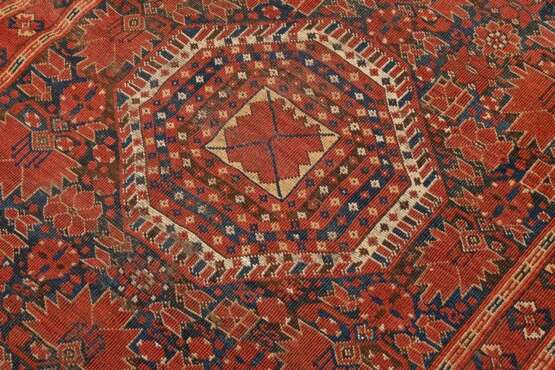 Beshir main carpet in Kelley format, main field wi… - фото 4