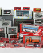Игрушки и модели. Konvolut Modellautos Herpa, M: 1:87, 76 Stk. meist PKW, Club-Cars, Exc…