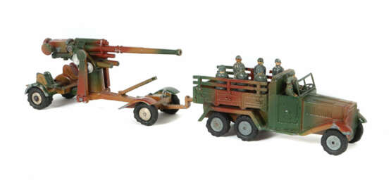 Militär-Fahrzeug Märklin, 1930er Jahre, Guss, Mannschaftswagen 8021/16… - photo 1