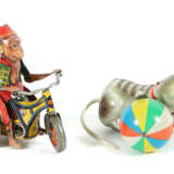 2 Blechfiguren Arnold, Affe ''Boby'' auf Dreirad, D.R.G.M., foreign Ge… - Foto 1
